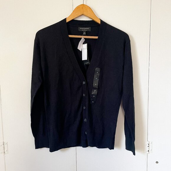 NWT Banana Republic The Forever Sweater Cardigan Black, Size XS - Picture 1 of 10